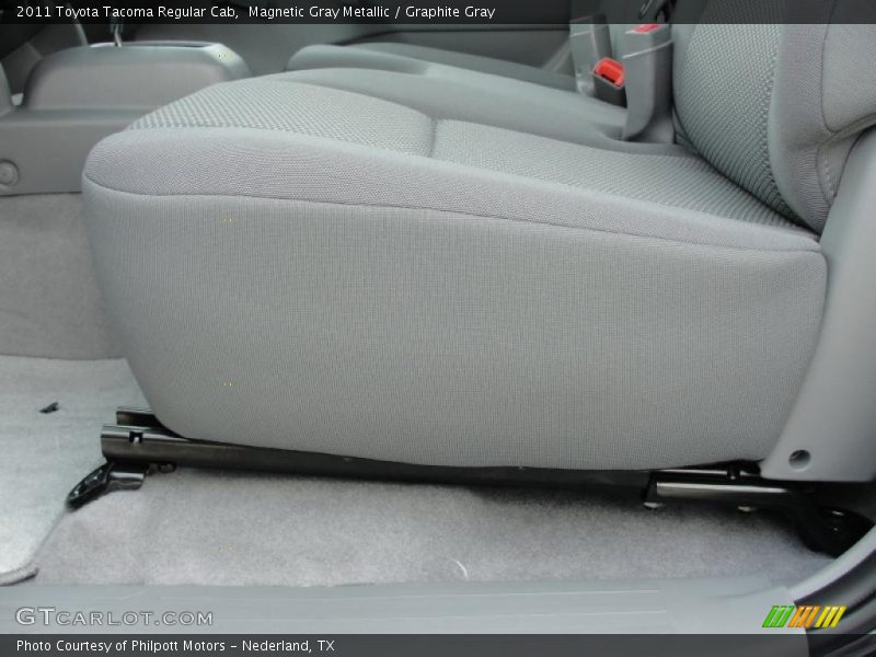Magnetic Gray Metallic / Graphite Gray 2011 Toyota Tacoma Regular Cab