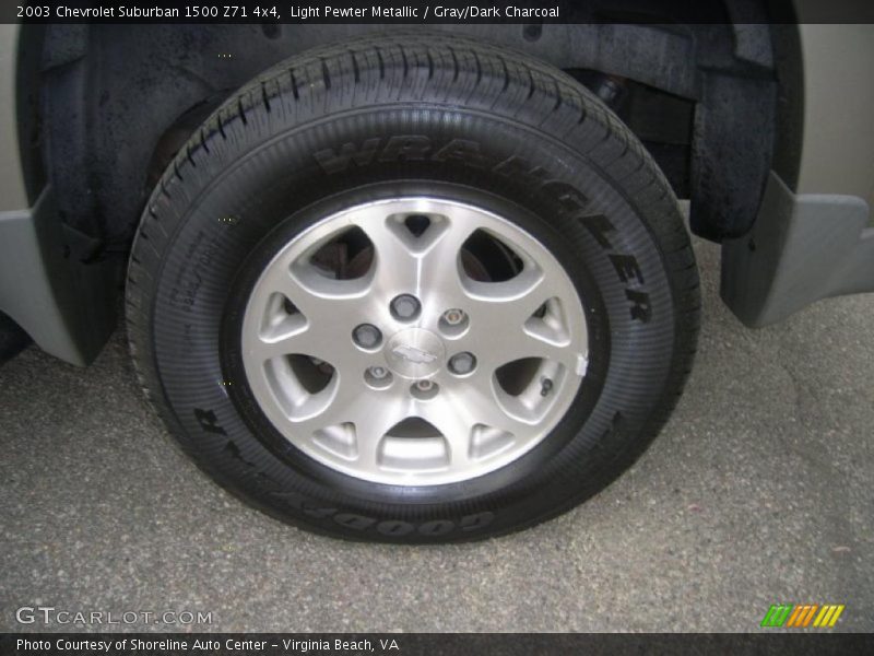 Light Pewter Metallic / Gray/Dark Charcoal 2003 Chevrolet Suburban 1500 Z71 4x4