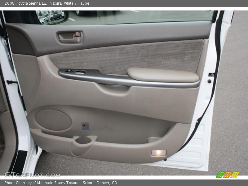 Natural White / Taupe 2008 Toyota Sienna LE