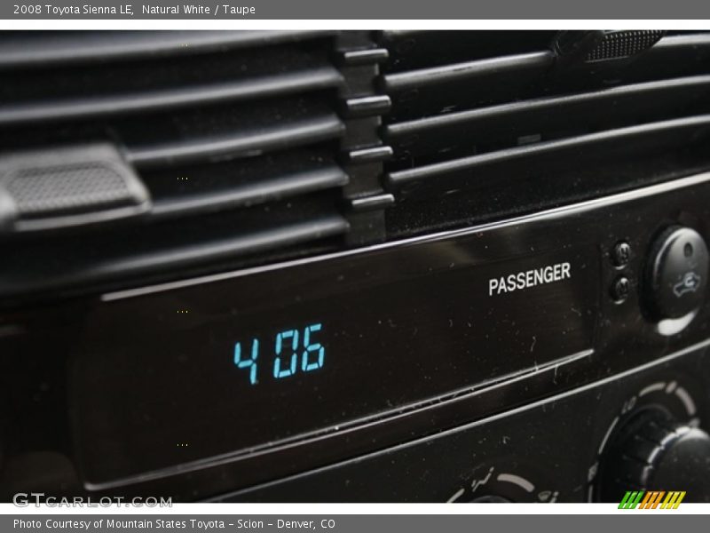 Natural White / Taupe 2008 Toyota Sienna LE