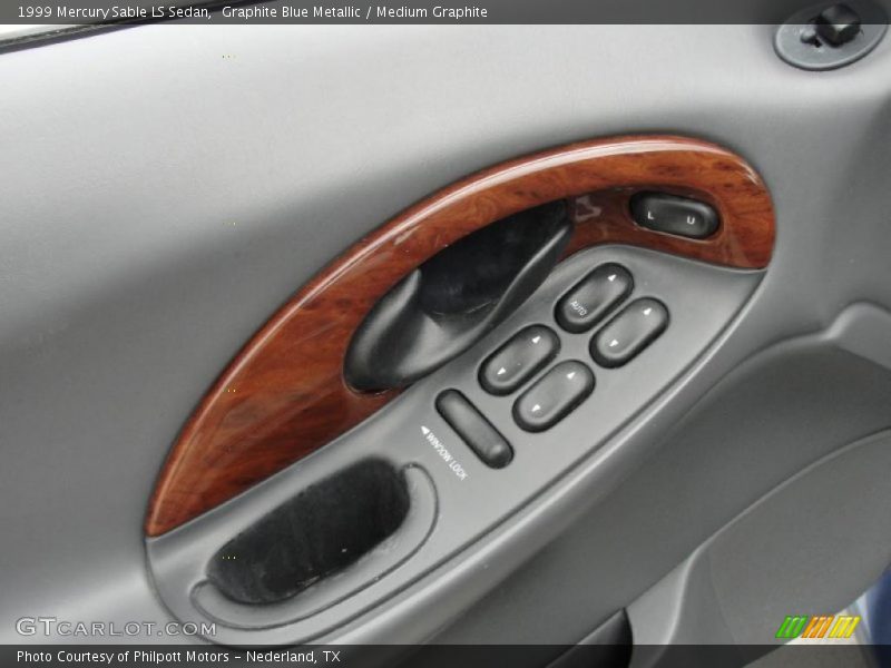 Controls of 1999 Sable LS Sedan