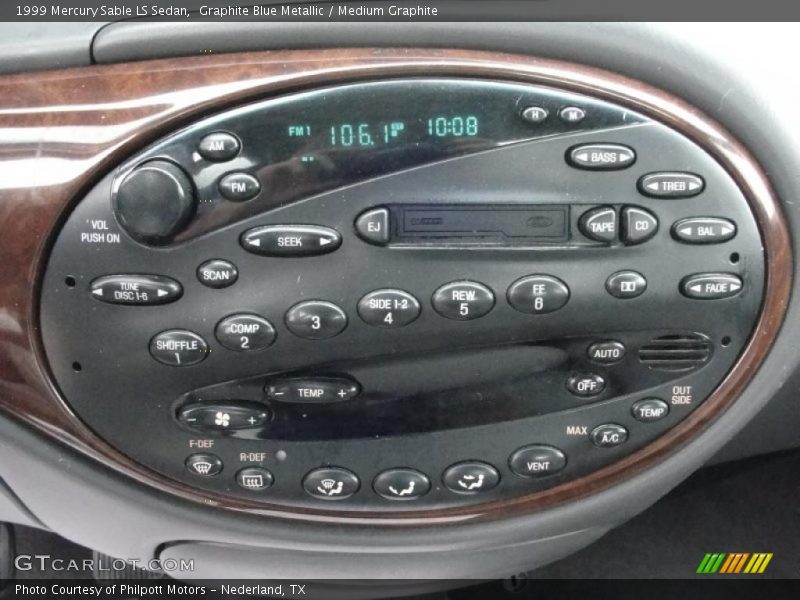 Controls of 1999 Sable LS Sedan