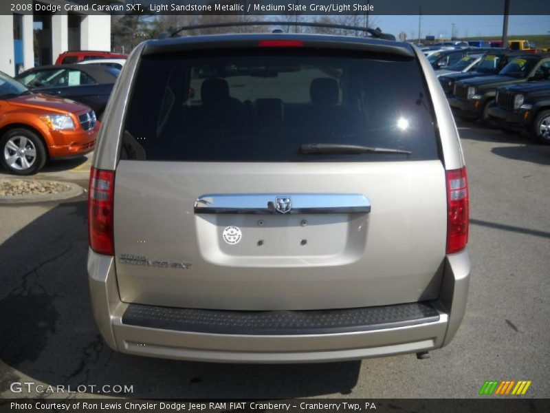 Light Sandstone Metallic / Medium Slate Gray/Light Shale 2008 Dodge Grand Caravan SXT