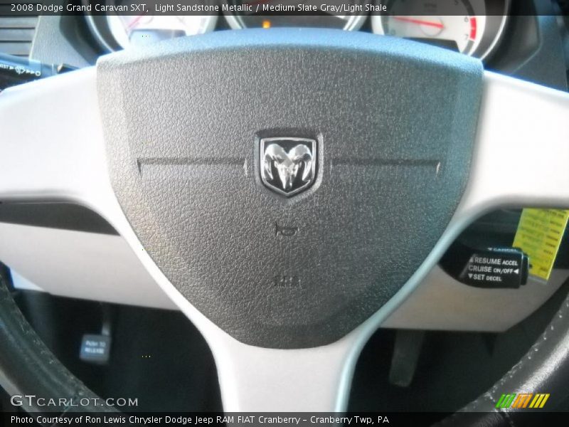 Light Sandstone Metallic / Medium Slate Gray/Light Shale 2008 Dodge Grand Caravan SXT