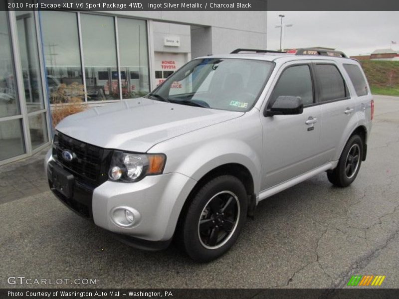 Front 3/4 View of 2010 Escape XLT V6 Sport Package 4WD