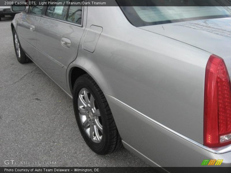 Light Platinum / Titanium/Dark Titanium 2008 Cadillac DTS