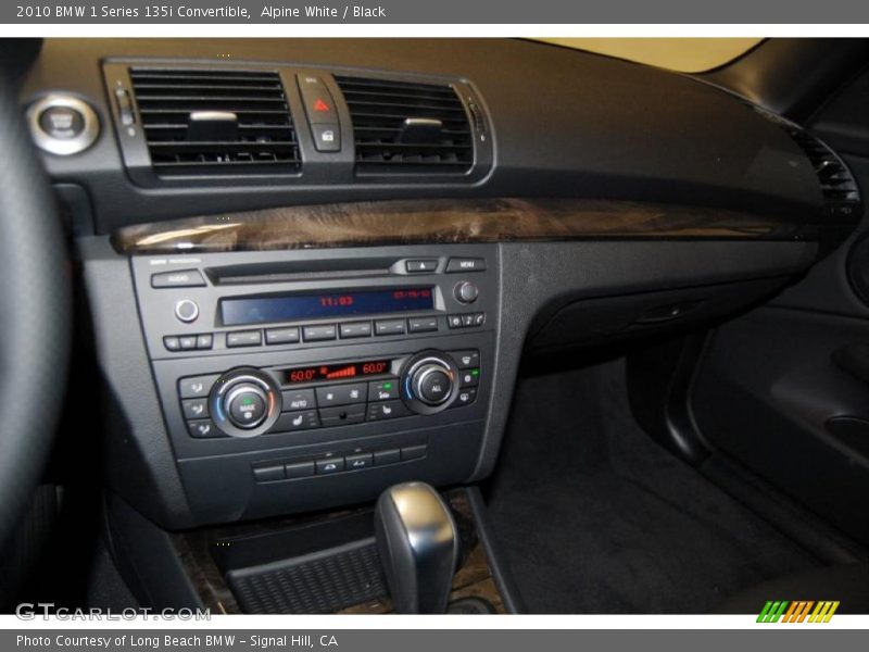 Controls of 2010 1 Series 135i Convertible