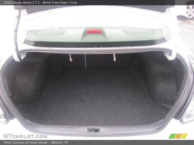 Winter Frost Pearl / Frost 2009 Nissan Altima 2.5 S