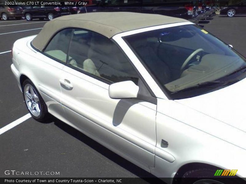 White / Gray 2002 Volvo C70 LT Convertible