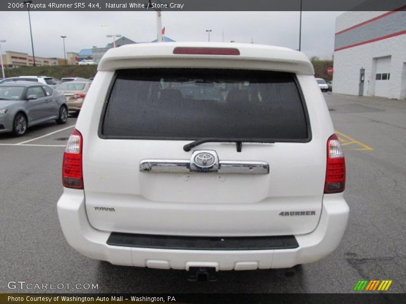 Natural White / Stone Gray 2006 Toyota 4Runner SR5 4x4