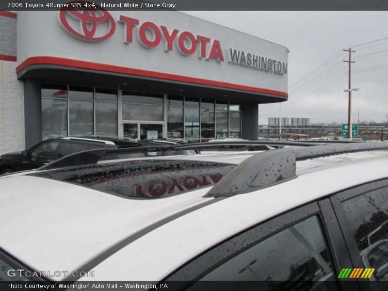 Natural White / Stone Gray 2006 Toyota 4Runner SR5 4x4