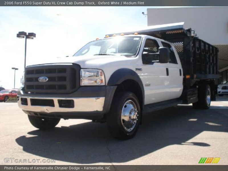 Oxford White / Medium Flint 2006 Ford F550 Super Duty XL Crew Cab Dump Truck