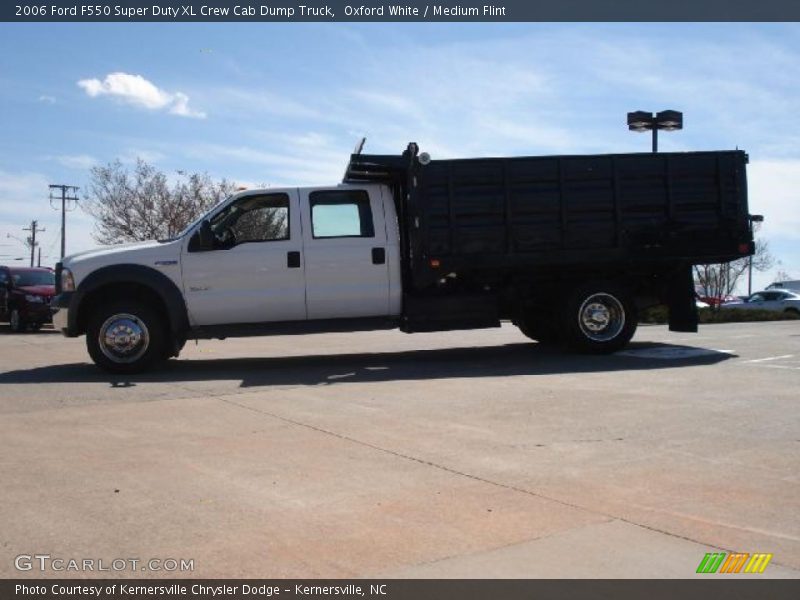 Oxford White / Medium Flint 2006 Ford F550 Super Duty XL Crew Cab Dump Truck