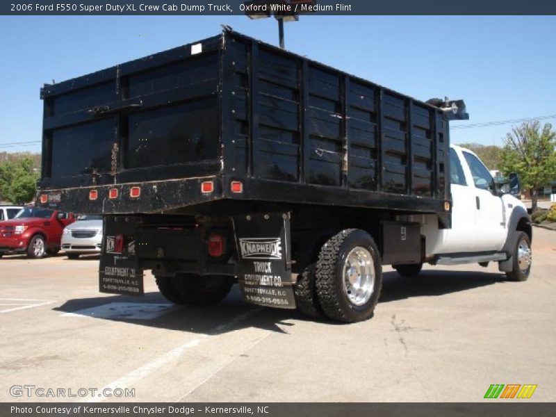  2006 F550 Super Duty XL Crew Cab Dump Truck Oxford White
