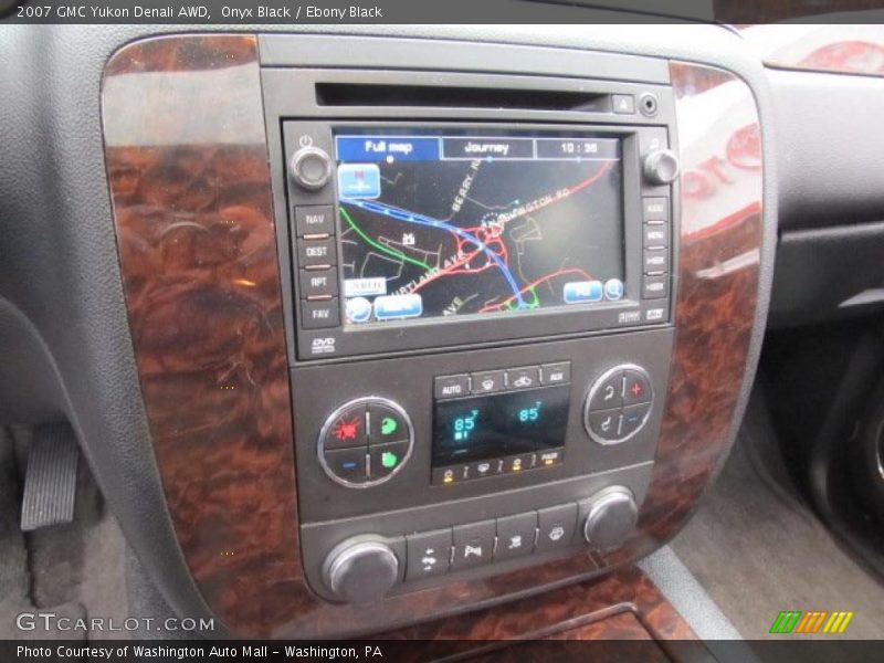 Onyx Black / Ebony Black 2007 GMC Yukon Denali AWD