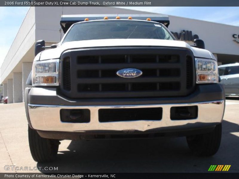  2006 F550 Super Duty XL Crew Cab Dump Truck Oxford White