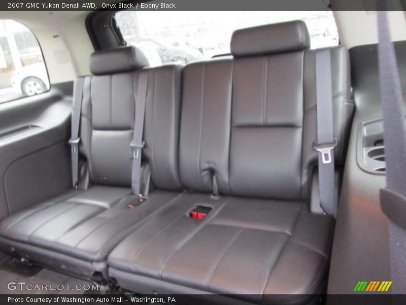Onyx Black / Ebony Black 2007 GMC Yukon Denali AWD