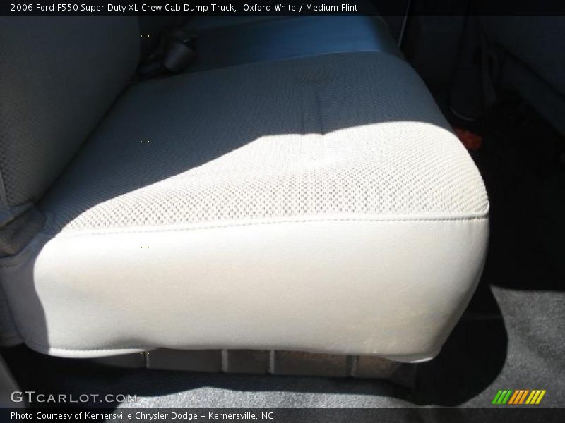 Oxford White / Medium Flint 2006 Ford F550 Super Duty XL Crew Cab Dump Truck