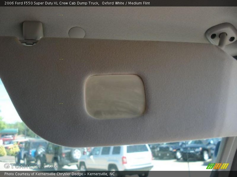 Oxford White / Medium Flint 2006 Ford F550 Super Duty XL Crew Cab Dump Truck