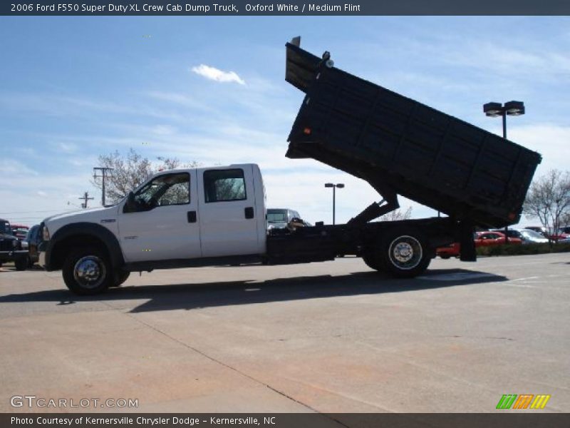 Oxford White / Medium Flint 2006 Ford F550 Super Duty XL Crew Cab Dump Truck