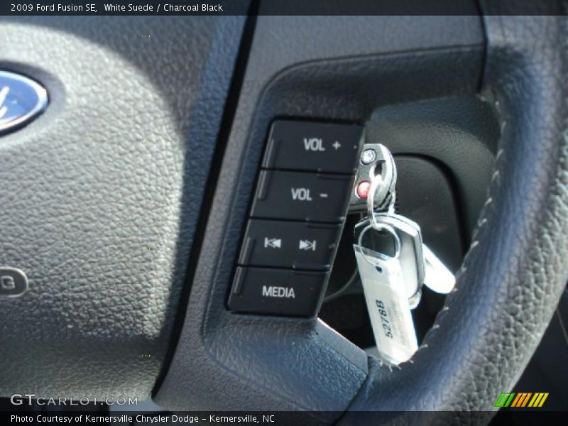 White Suede / Charcoal Black 2009 Ford Fusion SE