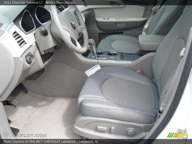 White / Ebony/Ebony 2011 Chevrolet Traverse LT