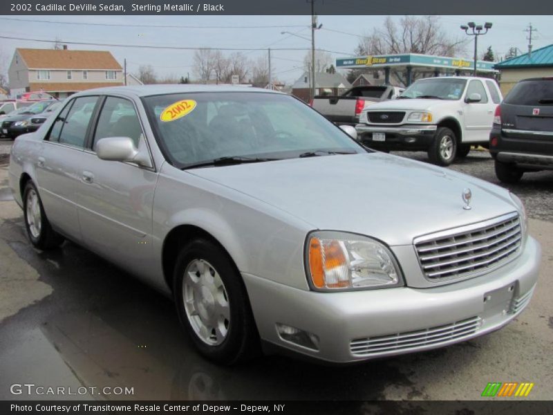 Sterling Metallic / Black 2002 Cadillac DeVille Sedan