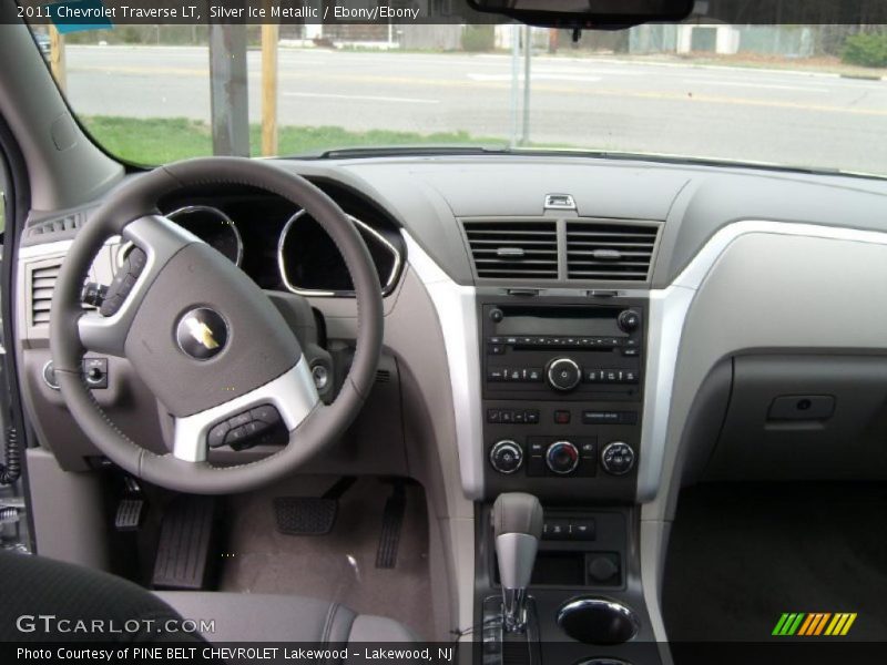 Silver Ice Metallic / Ebony/Ebony 2011 Chevrolet Traverse LT