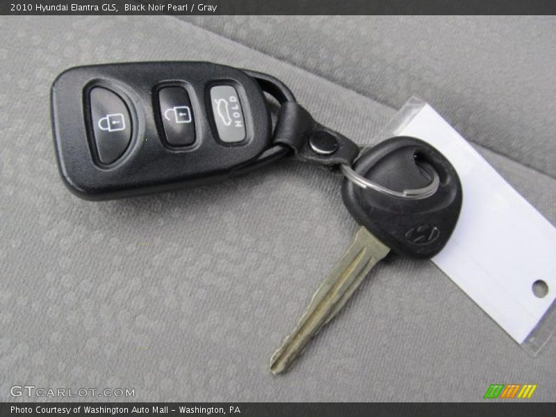 Black Noir Pearl / Gray 2010 Hyundai Elantra GLS