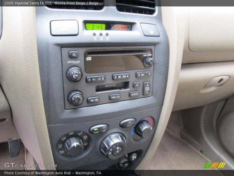Mocha Frost Beige / Beige 2005 Hyundai Santa Fe GLS