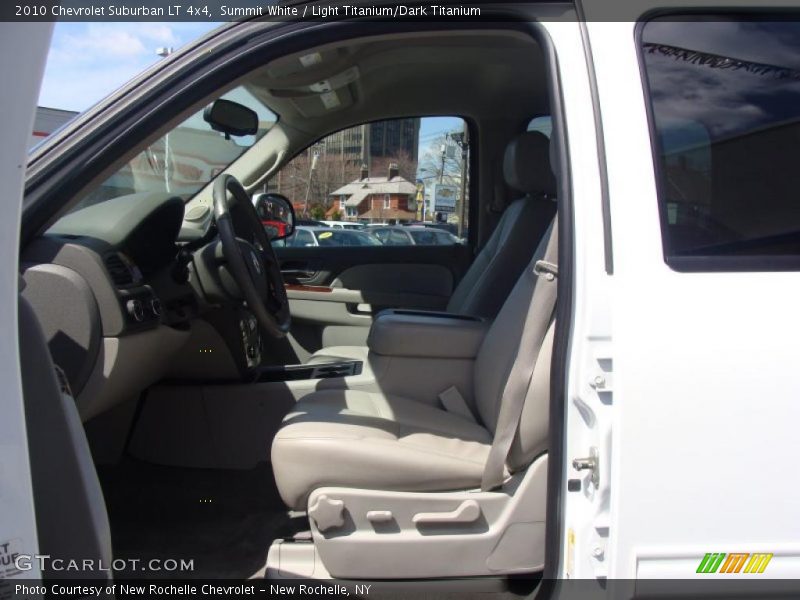 Summit White / Light Titanium/Dark Titanium 2010 Chevrolet Suburban LT 4x4