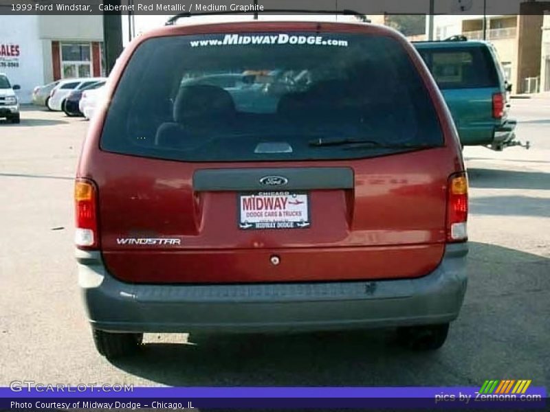 Cabernet Red Metallic / Medium Graphite 1999 Ford Windstar