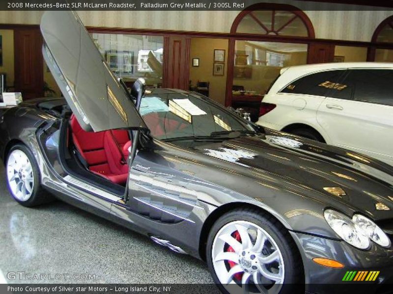 Palladium Grey Metallic / 300SL Red 2008 Mercedes-Benz SLR McLaren Roadster