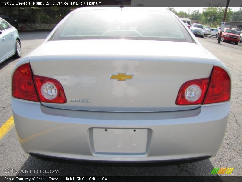 Silver Ice Metallic / Titanium 2011 Chevrolet Malibu LS