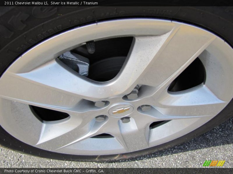 Silver Ice Metallic / Titanium 2011 Chevrolet Malibu LS