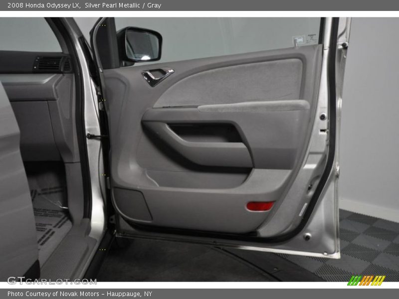 Silver Pearl Metallic / Gray 2008 Honda Odyssey LX