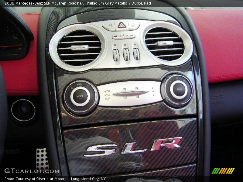 Controls of 2008 SLR McLaren Roadster