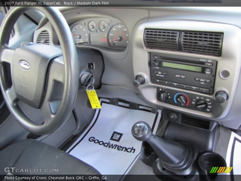 Black / Medium Dark Flint 2007 Ford Ranger XL SuperCab
