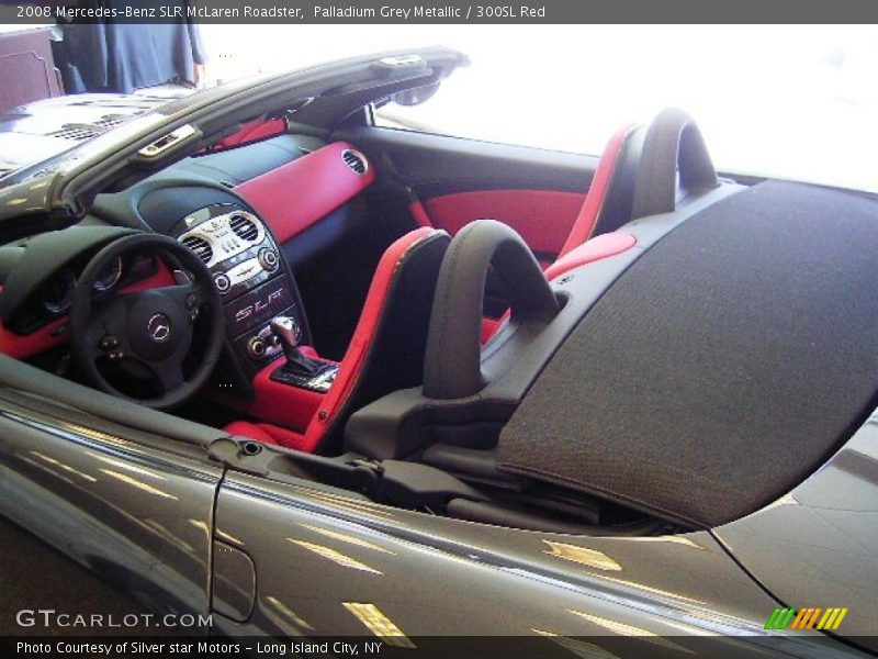 Palladium Grey Metallic / 300SL Red 2008 Mercedes-Benz SLR McLaren Roadster