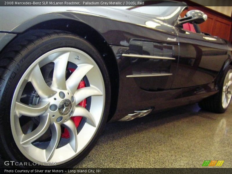 Palladium Grey Metallic / 300SL Red 2008 Mercedes-Benz SLR McLaren Roadster