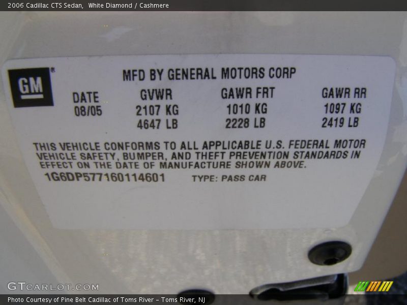 White Diamond / Cashmere 2006 Cadillac CTS Sedan