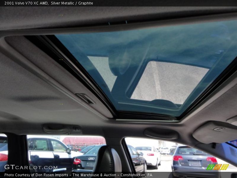 Silver Metallic / Graphite 2001 Volvo V70 XC AWD