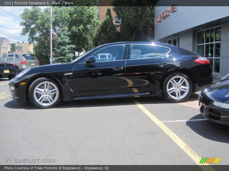 Black / Black 2011 Porsche Panamera 4