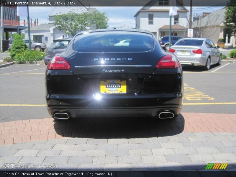 Black / Black 2011 Porsche Panamera 4
