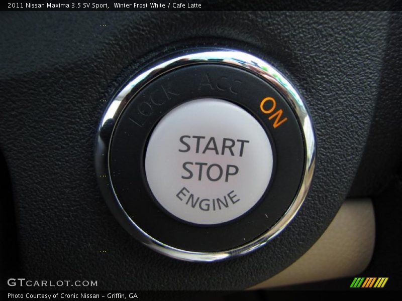 Controls of 2011 Maxima 3.5 SV Sport