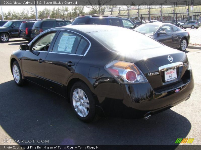Super Black / Charcoal 2011 Nissan Altima 2.5 S