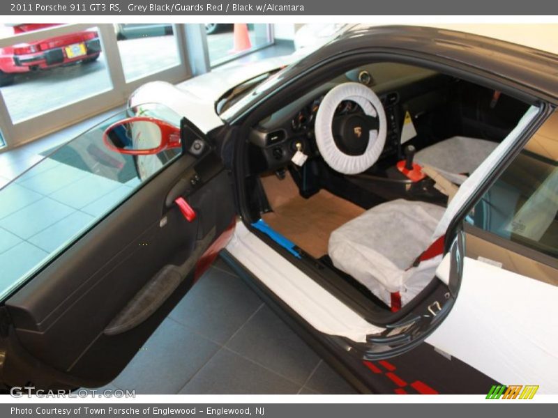  2011 911 GT3 RS Black w/Alcantara Interior