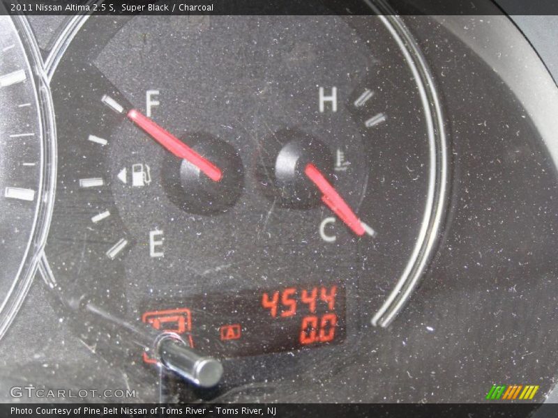 Super Black / Charcoal 2011 Nissan Altima 2.5 S