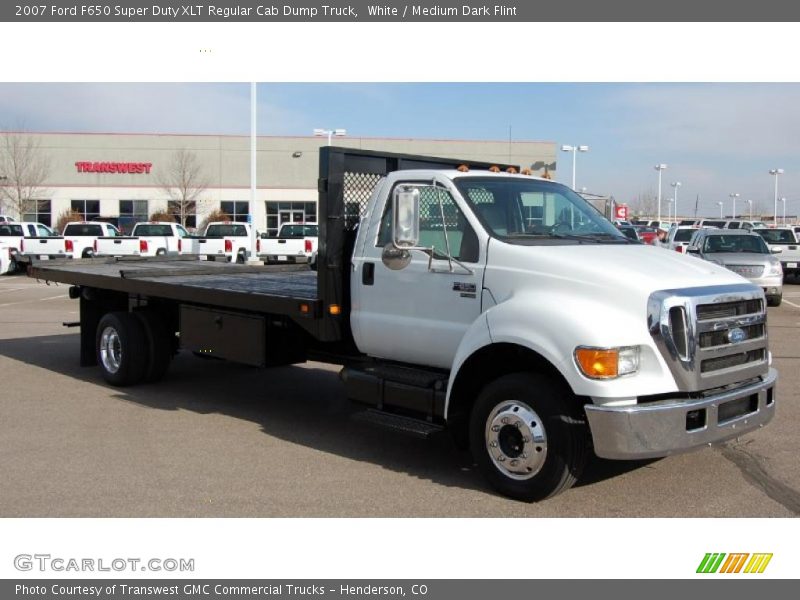 White / Medium Dark Flint 2007 Ford F650 Super Duty XLT Regular Cab Dump Truck
