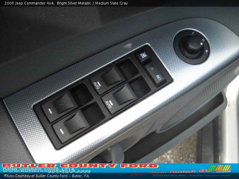 Bright Silver Metallic / Medium Slate Gray 2006 Jeep Commander 4x4